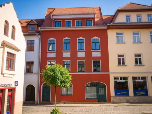Haus zum Kauf 349.000 € 9 Zimmer 295 m² Neustadt Neustadt an der Orla 07806