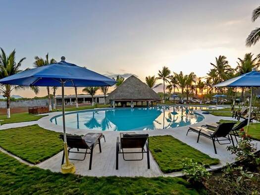 Haus zum Kauf 980.000 € 15 Zimmer 2.000 m² 12.000 m² Grundstück Aldea Monte Rico, Taxisco 54321