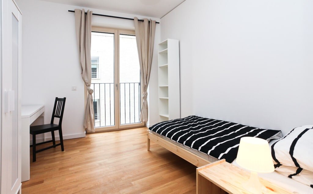 Wohnung zur Miete Wohnen auf Zeit 585 € 5 Zimmer 10 m²<br/>Wohnfläche 04.03.2025<br/>Verfügbarkeit Weisbachstraße 7 Ostend Frankfurt am Main 60314