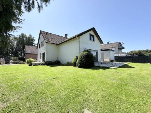 Mehrfamilienhaus zum Kauf 265.000 € 6 Zimmer 169 m² 1.789 m² Grundstück Innenstadt Detmold 32760