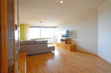 Wohnung zur Miete 700 € 3 Zimmer 93 m² frei ab sofort Wiesdorfer Platz Wiesdorf - West Leverkusen 51373