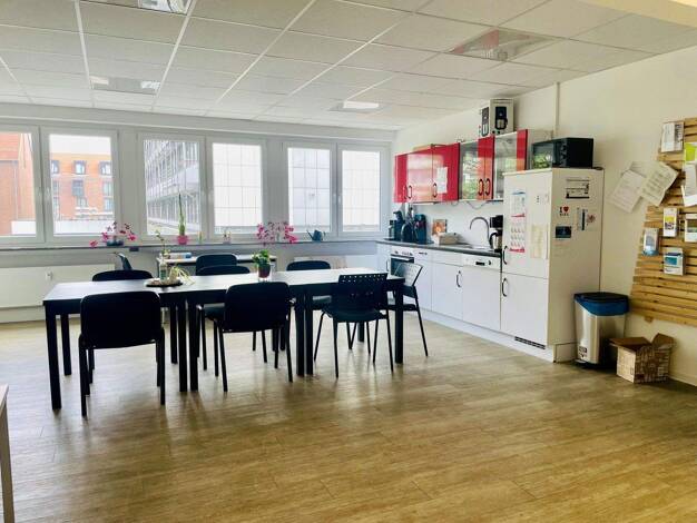 Bürofläche zur Miete provisionsfrei 2.450 € 250 m² Bürofläche Sophienblatt 82-86 Südfriedhof Kiel 24114