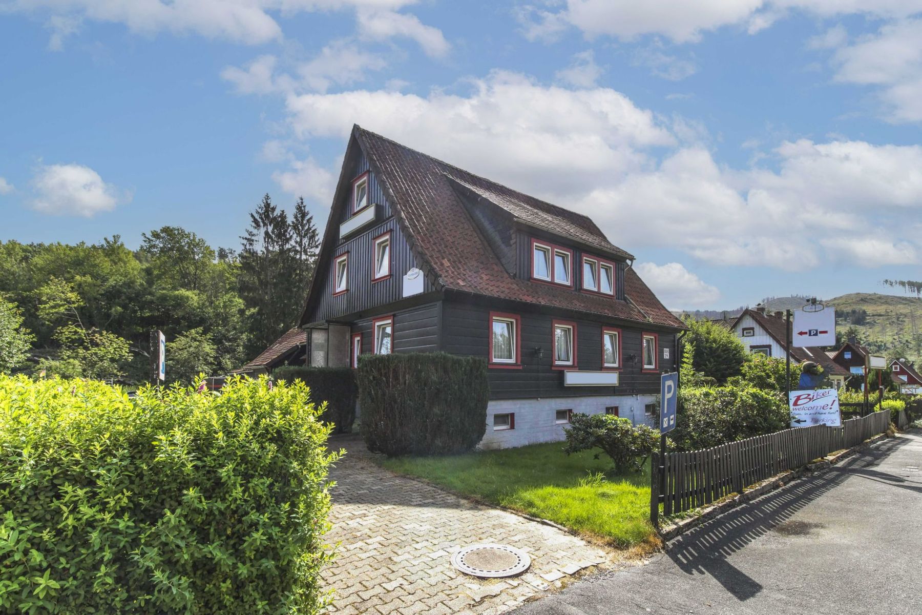 Mehrfamilienhaus zum Kauf als Kapitalanlage geeignet 285.000 € 15 Zimmer 450 m²<br/>Wohnfläche 2.790,3 m²<br/>Grundstück Riefensbeek-Kamschlacken Osterode am Harz 37520