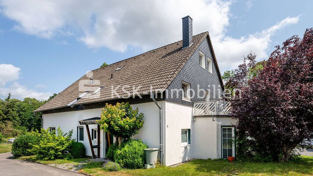 Immobilie in Wipperfürth - Haus im Haus! Einziehen und Wohl fühlen! - Bild 0