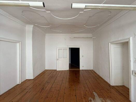 Büro zur Miete 1.645 € 5 Zimmer Wiener Neustadt 2700