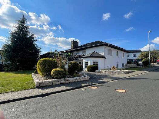 Wohnung zur Miete 1.300 € 6 Zimmer 138 m² frei ab sofort Manderbach Dillenburg 35685