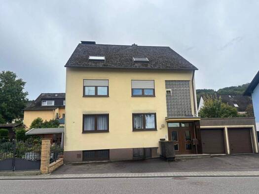 Wohnung zum Kauf 220.000 € 3 Zimmer 90 m² 2. Geschoss frei ab sofort Triererstrasse 27 Kenn 54344