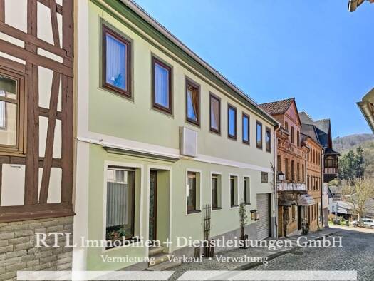 Mehrfamilienhaus zum Kauf provisionsfrei 169.900 € 8 Zimmer 175 m² 440 m² Grundstück frei ab sofort Leutenberg 07338