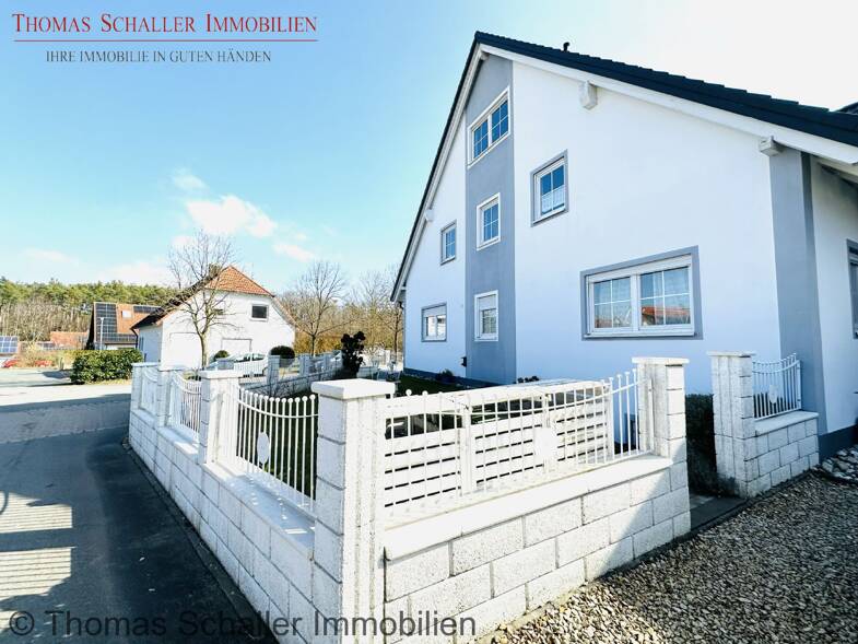 Wohnung zum Kauf 562.000 € 3,5 Zimmer 160 m² Neuhaus Adelsdorf 91325
