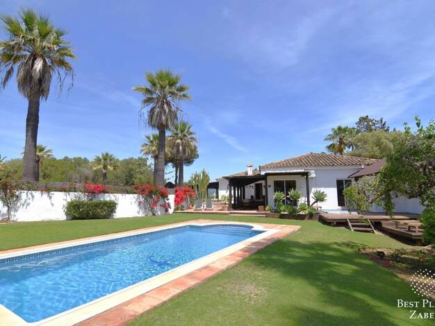Villa zum Kauf provisionsfrei 2.780.000 € 6 Zimmer 640 m² 4.274 m² Grundstück Sotogrande