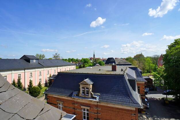 Wohnung zur Miete 590 € 3 Zimmer 77,1 m² Dachgeschoss, 3. Geschoss Dresdener Straße 11 Radeberg Radeberg 01454