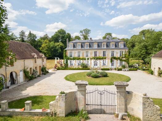 Schloss zum Kauf 1.500.000 € 15 Zimmer 700 m² 101.335 m² Grundstück Belle Étoile-2ème Db-Coulandon Argentan 61200