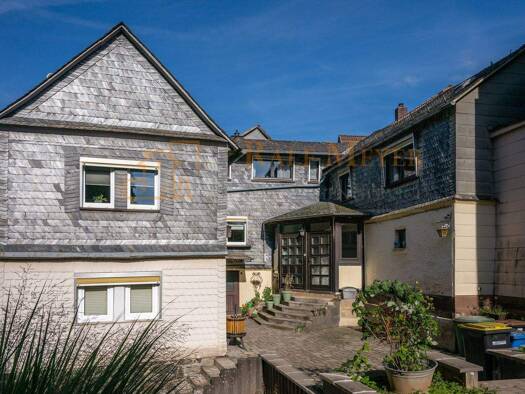 Haus zum Kauf 278.500 € 8,5 Zimmer 184 m² 352 m² Grundstück Braunfels 35619