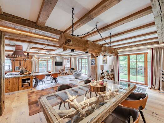 Haus zum Kauf 1.680.000 € 8 Zimmer 367,5 m² 1.006 m² Grundstück Gaming 3295