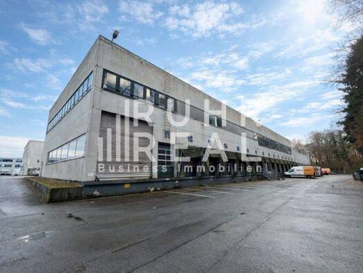 Lagerhalle zur Miete provisionsfrei 1.750 m² Lagerfläche teilbar ab 1.750 m² Brake Bielefeld 33729