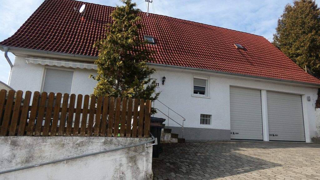 Einfamilienhaus zum Kauf 149.000 € 5 Zimmer 99 m² 225 m² Grundstück Baach Zwiefalten 88529