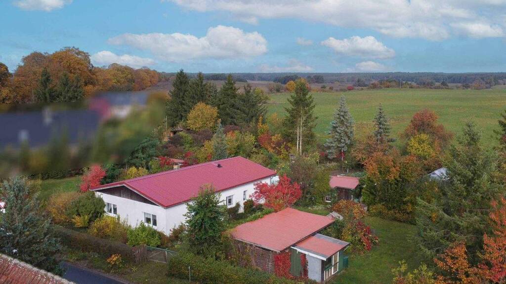 Sonstiges zum Kauf als Kapitalanlage geeignet 199.790 € 3 Zimmer 103 m² 2.551,3 m² Grundstück Qualzow Mirow 17252