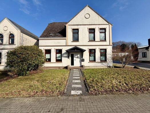 Mehrfamilienhaus zum Kauf 295.000 € 9 Zimmer 222,3 m² 526 m² Grundstück Albersdorf 25767