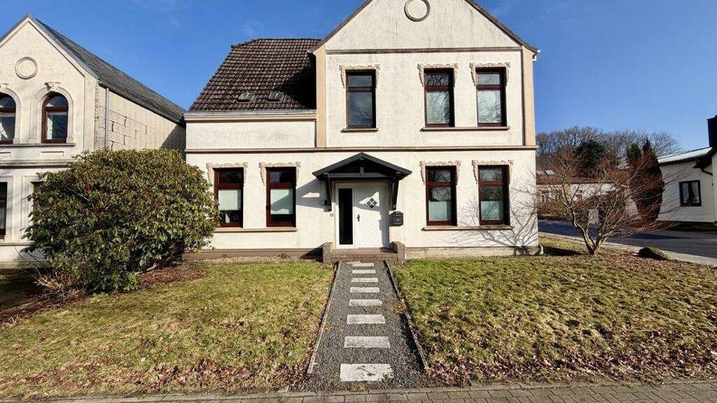 Mehrfamilienhaus zum Kauf 295.000 € 9 Zimmer 222,3 m² 526 m² Grundstück Albersdorf 25767