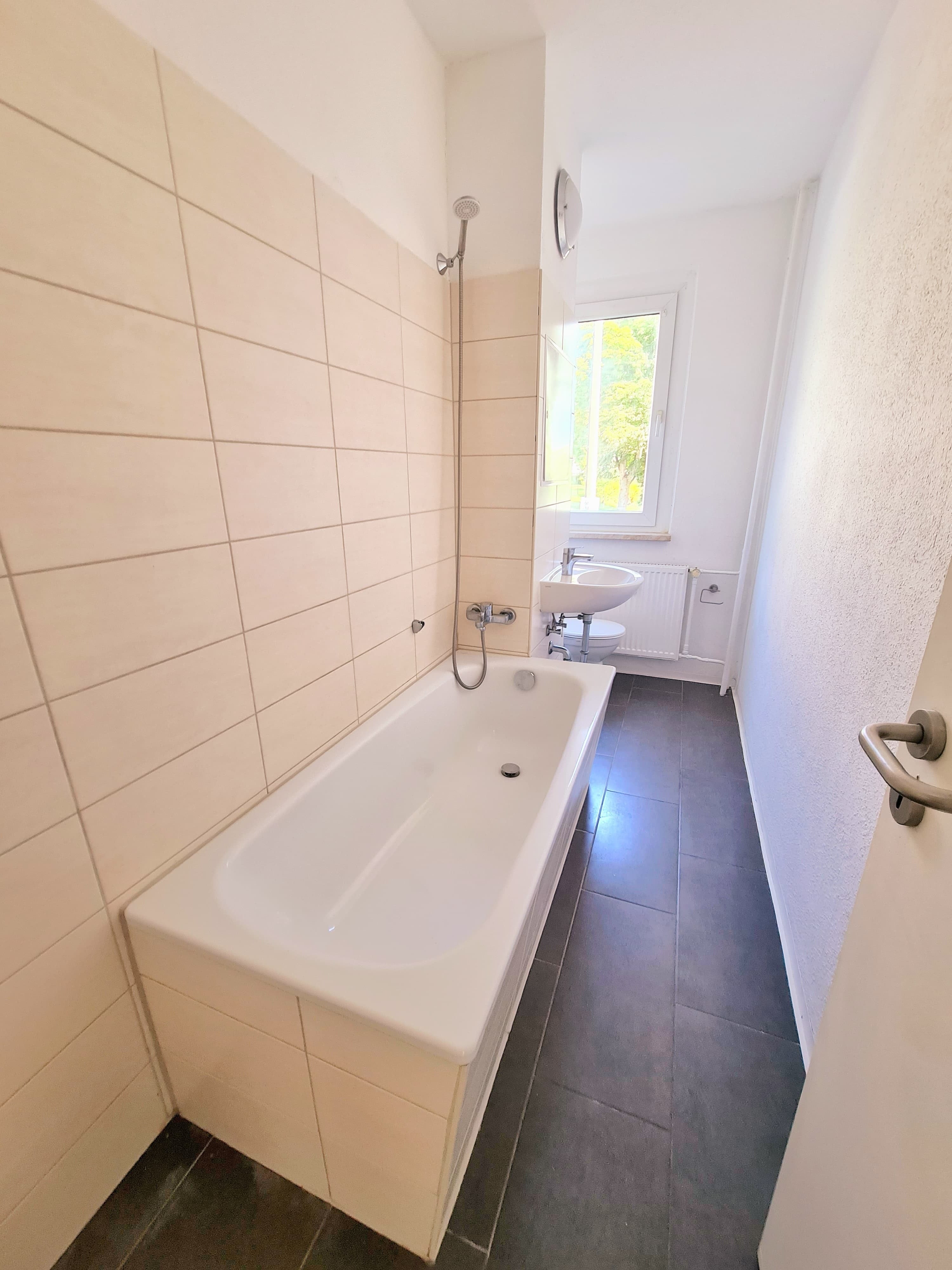 Wohnung zur Miete 340 € 3 Zimmer 58 m²<br/>Wohnfläche ab sofort<br/>Verfügbarkeit Straße der Einheit 16 Kitzscher Kitzscher 04567