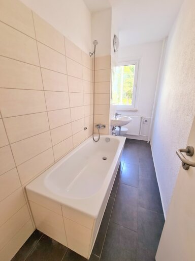 Wohnung zur Miete 340 € 3 Zimmer 58 m² frei ab sofort Straße der Einheit 16 Kitzscher Kitzscher 04567