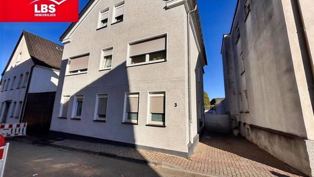 Wohnung zum Kauf 259.000 € 5 Zimmer 127 m² frei ab sofort Neheim-Hüsten Arnsberg 59755