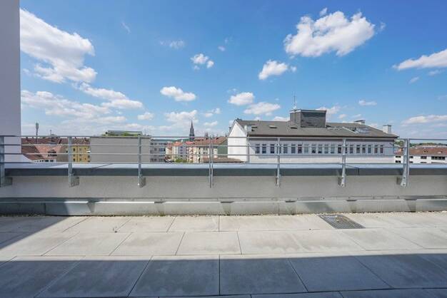 Penthouse zur Miete - Erstbezug 1.944 € 3 Zimmer 106,9 m² 4. Geschoss frei ab 01.09.2025 Von-Hünefeld-Straße 20+22 Stadtmitte Neu-Ulm 89231