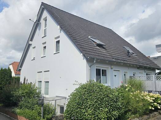 Doppelhaushälfte zum Kauf 429.000 € 4 Zimmer 100 m² 342 m² Grundstück Weinböhla 01689