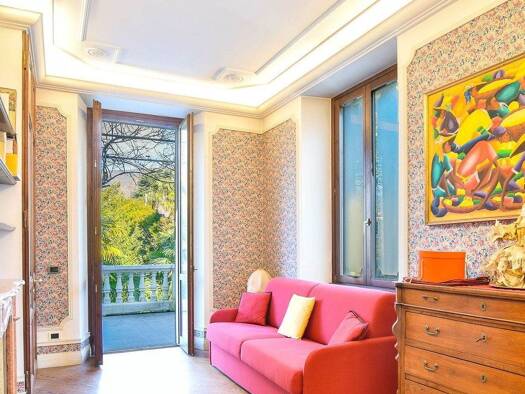 Haus zum Kauf 2.950.000 € 800 m² 5.000 m² Grundstück Luino 21016