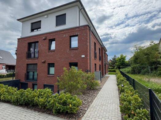 Wohnung zur Miete 950 € 4 Zimmer 86,5 m² frei ab 01.11.2026 Ernst-Bode-Straße 3 Bremervörde Bremervörde 27432