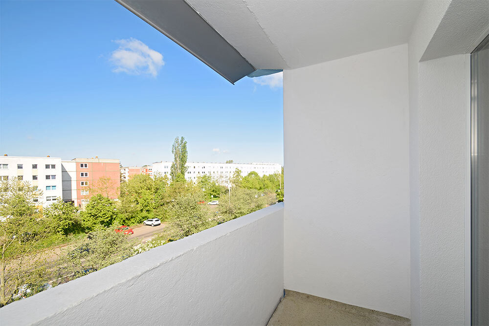 Wohnung zur Miete 281 € 1 Zimmer 31,2 m²<br/>Wohnfläche 3.<br/>Geschoss Weißenfelser Straße 45 Silberhöhe Halle 06132