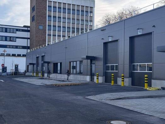 Lagerhalle zur Miete - Erstbezug provisionsfrei 8,50 € 310 m² Lagerfläche teilbar ab 310 m² Mülheim an der Ruhr 45478