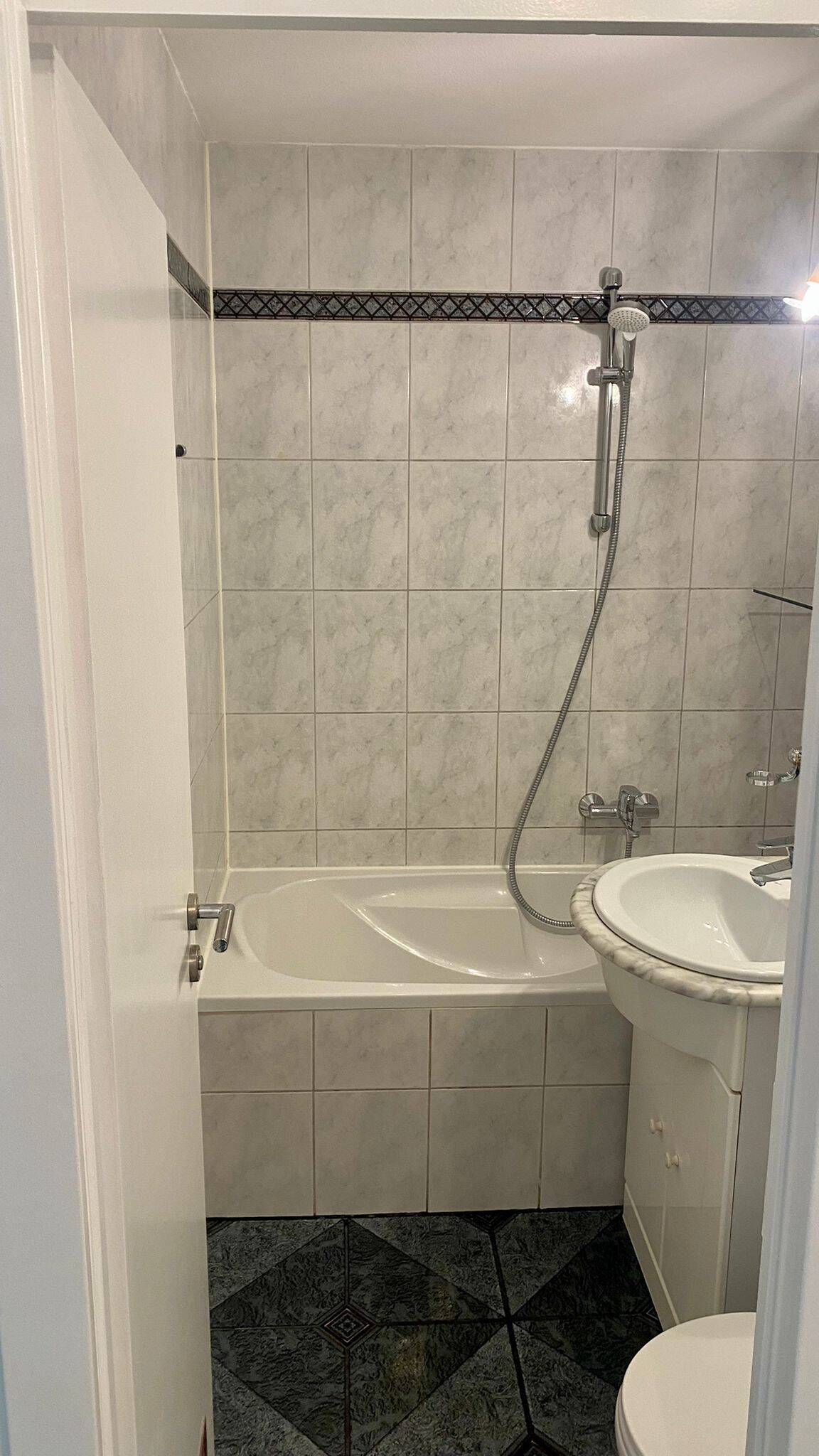 Property thumbnail 7