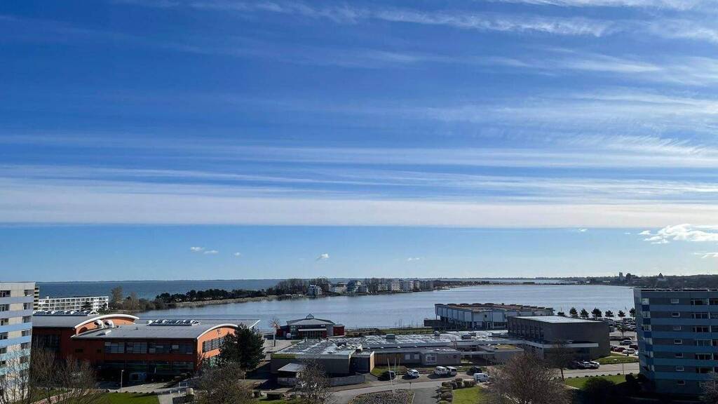 Wohnung zum Kauf 178.000 € 1,5 Zimmer 45 m² frei ab sofort Eichholzweg Heiligenhafen 23774