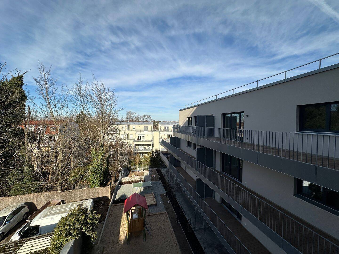 Property thumbnail 8