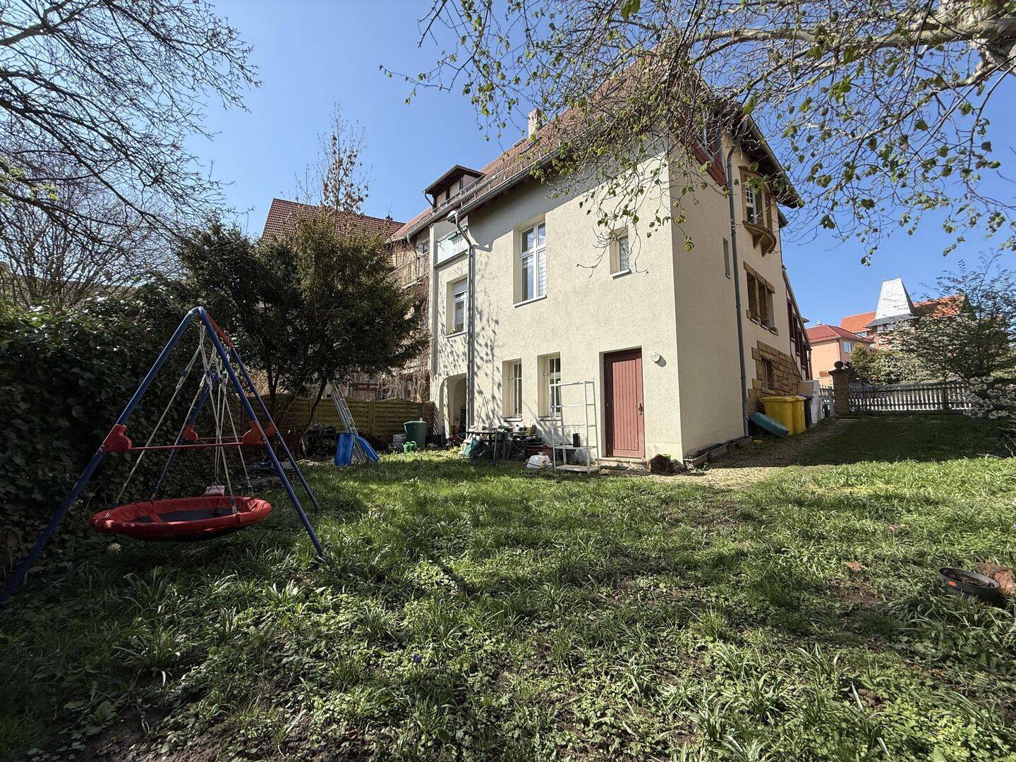Villa zum Kauf - Ansicht 2