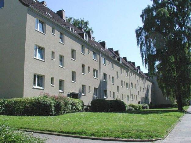 Wohnung zur Miete 425 € 2 Zimmer 39,2 m² frei ab 16.12.2025 Gaußstr. 35 Gaarden-Ost Kiel 24143