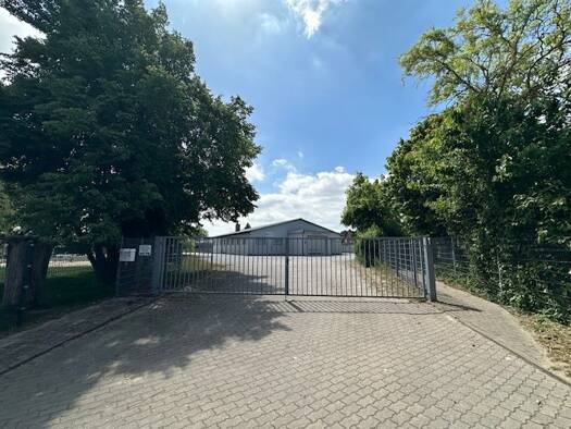 Halle/Industriefläche zur Miete 4,50 € 1.612 m² Lagerfläche teilbar ab 712 m² Brüsewitz 19071