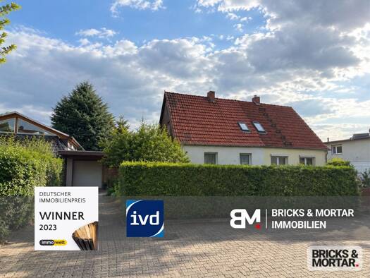 Doppelhaushälfte zum Kauf 150.000 € 6 Zimmer 100 m² 605 m² Grundstück Ammendorf-Beesen Halle (Saale) 06132