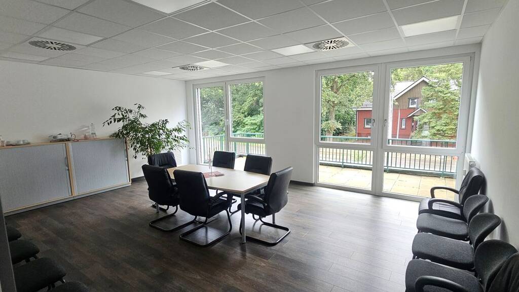 Bürofläche zur Miete provisionsfrei 11 € 5 Zimmer 148 m² Bürofläche Am Jägerhof 15 Mühlenbeck Mühlenbecker Land 16567