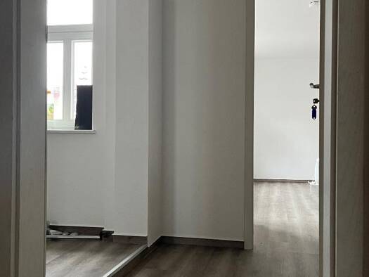 Wohnung zur Miete 715 € 4 Zimmer 95 m² frei ab 01.09.2026 Ilmenau Ilmenau 98693