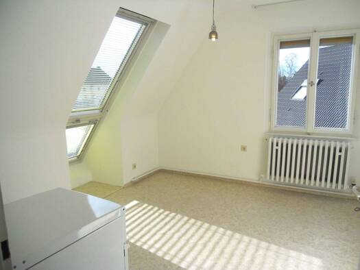 Wohnung zur Miete 625 € 2,5 Zimmer 61 m² Geschoss 2/3 frei ab sofort Laufamholz Nürnberg 90482