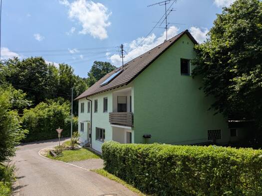 Einfamilienhaus zum Kauf 365.000 € 7 Zimmer 170 m² 792 m² Grundstück Krumbach Krumbach 86381