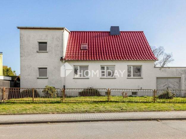 Einfamilienhaus zum Kauf 260.000 € 8 Zimmer 150 m² 1.056 m² Grundstück Wolteritz Schkeuditz 04435