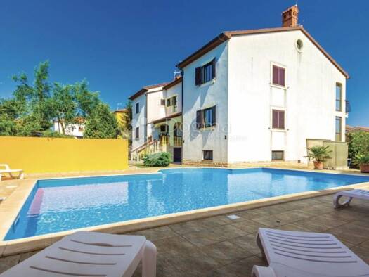 Haus zum Kauf 1.150.000 € 12 Zimmer 500 m² Banjole, Medulin Banjole