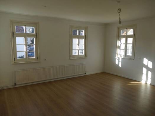 Wohnung zur Miete 1.000 € 2 Zimmer 69 m² Geschoss 2/3 frei ab sofort Botnang Stuttgart 70195