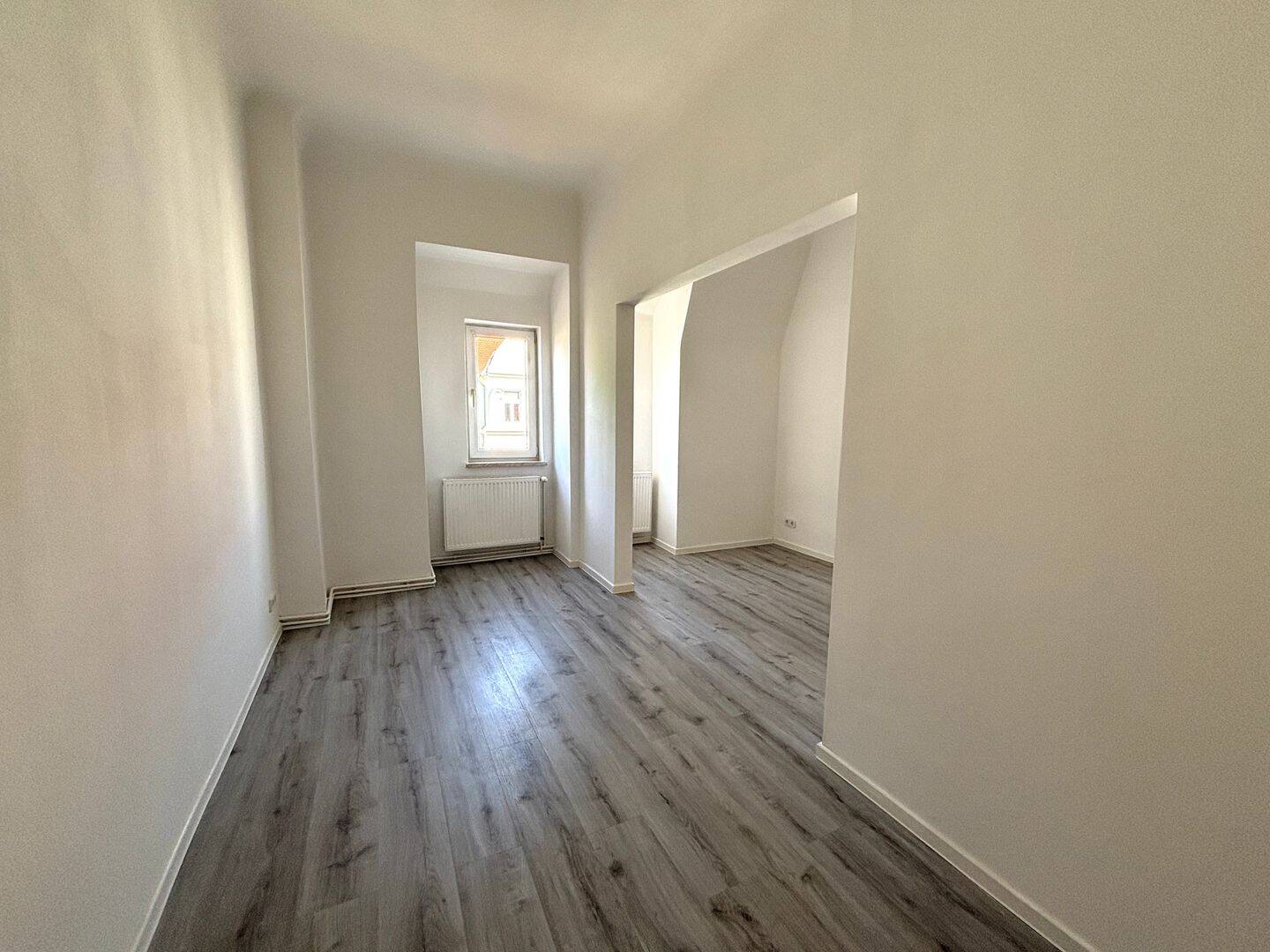 Schöne geräumige Altbauwohnung im beliebten Stadtfeld – Schillerstr. 31, 39108 Magdeburg – Vorschaubild 4