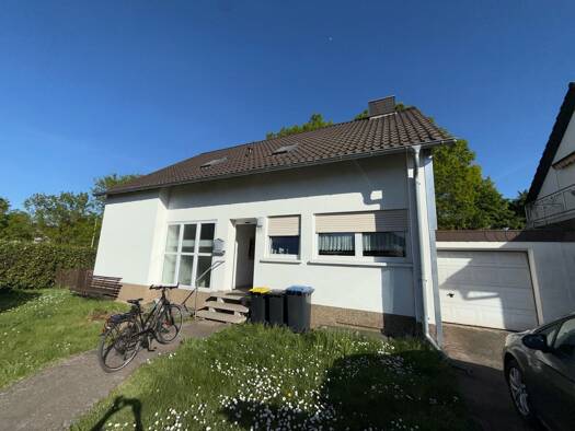 Einfamilienhaus zum Kauf 275.000 € 8 Zimmer 155 m² 619 m² Grundstück frei ab sofort Roden Saarlouis 66740