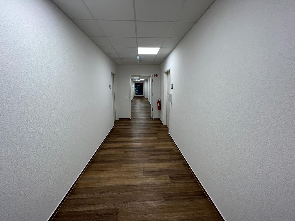 Bürofläche zur Miete 472,7 m²<br/>Bürofläche ab 202 m²<br/>Teilbarkeit Stadtkern Essen 45127