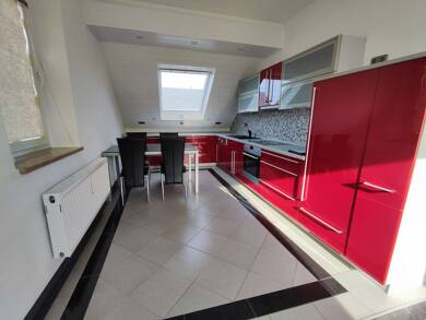 Wohnung zum Kauf 55.000 € 3 Zimmer 62,2 m² Dachgeschoss, 3. Geschoss frei ab sofort Schlettau Schlettau 09487